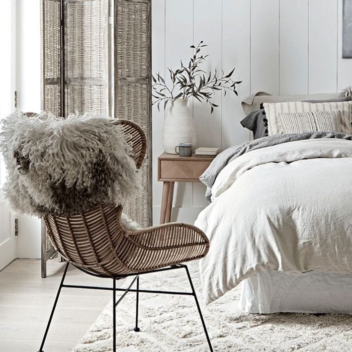 How to create a cabin bedroom at home 