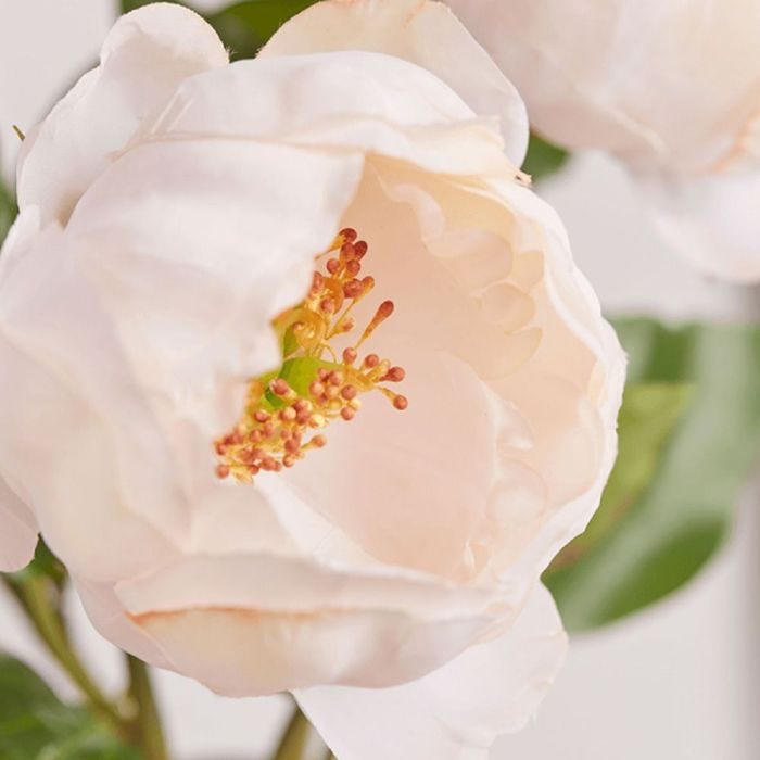 Why we love faux flowers (especially in summer!)