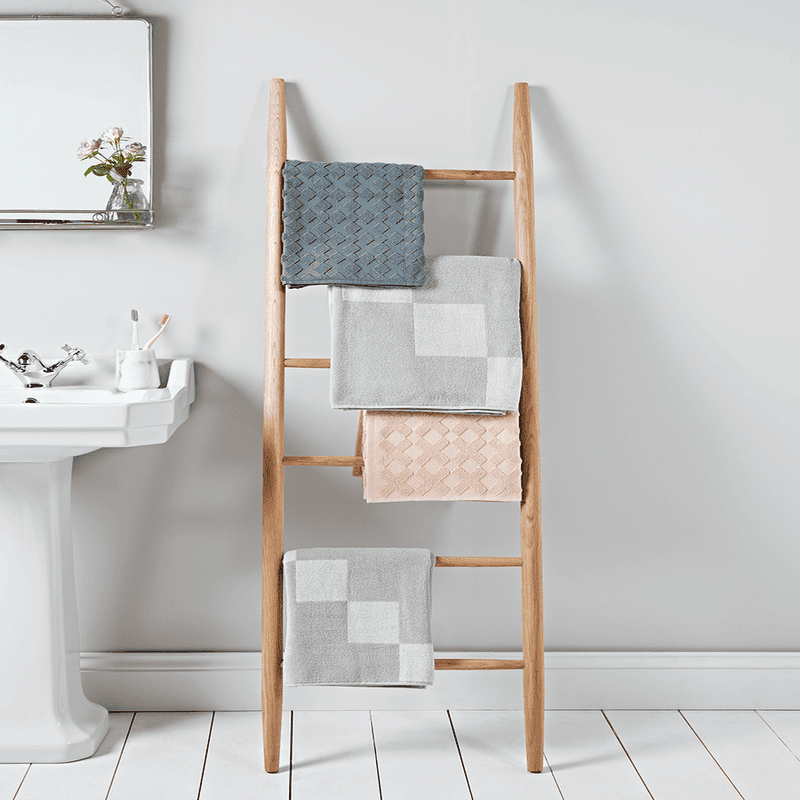 Oak Towel Ladder
