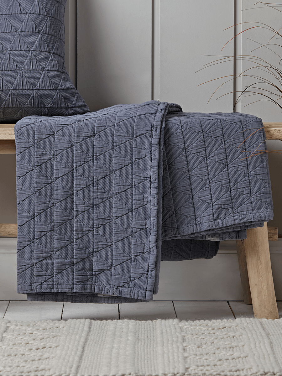 

Soft Geometric Bedspread - Indigo