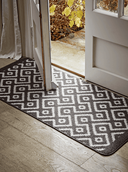 Geometric Stain Resistant Runner