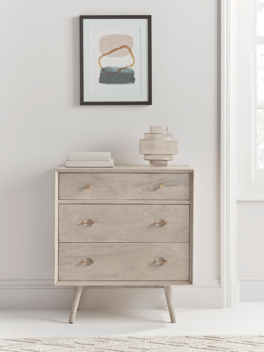

Lowe Chest of Drawers
