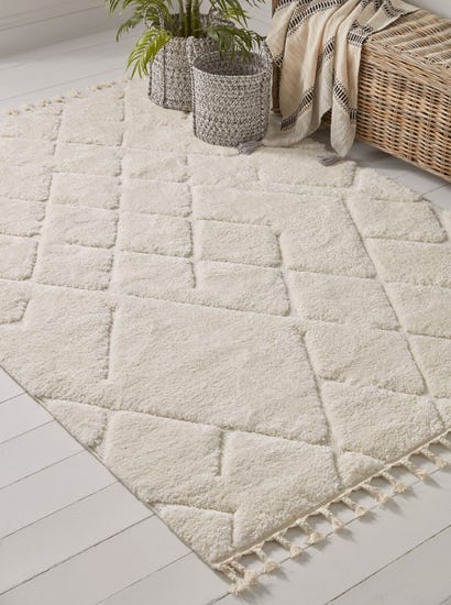 Claudia Rug