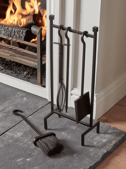 Iron Hanging Fireside Set - Black