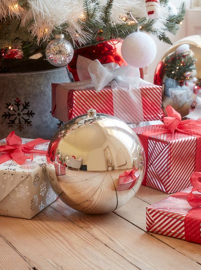 Supersized Bauble - Silver - 25cm
