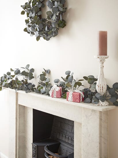 Succulent & Eucalyptus Garland