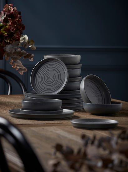 Odeletta Dinnerware