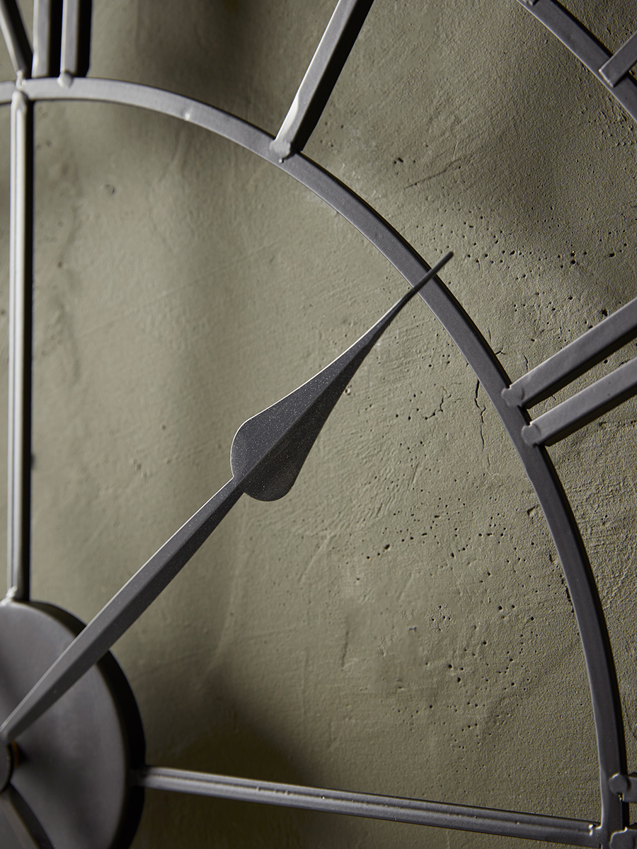 Black Cut Out Clock 1135914 Furniture
