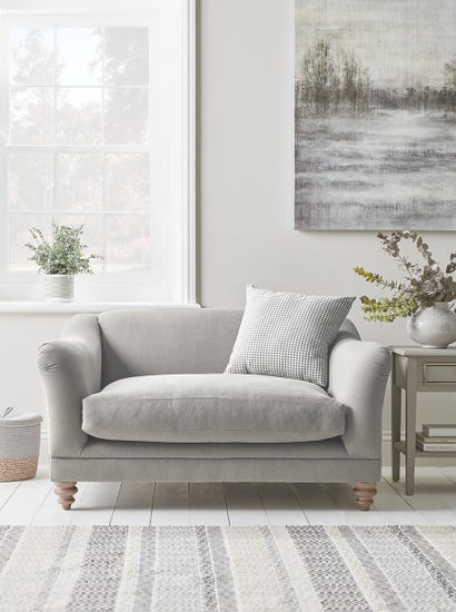 Ribe Loveseat