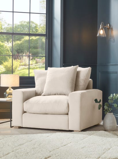 Lyon Loveseat