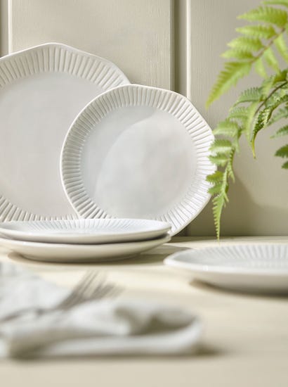 Four Bronte Side Plates