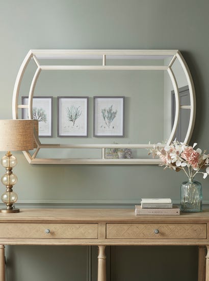 Newton Mirror