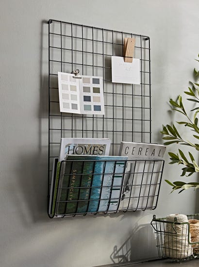 Wire Hanging Magazine Rack