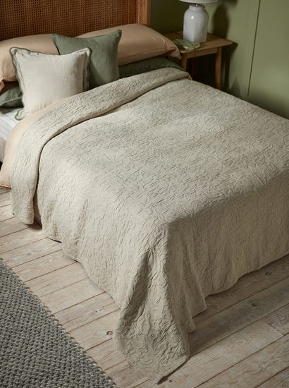 Astrid Bedspread - Chalk