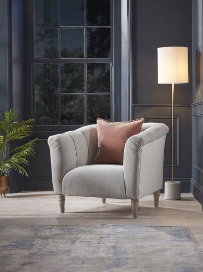 Kemi Armchair