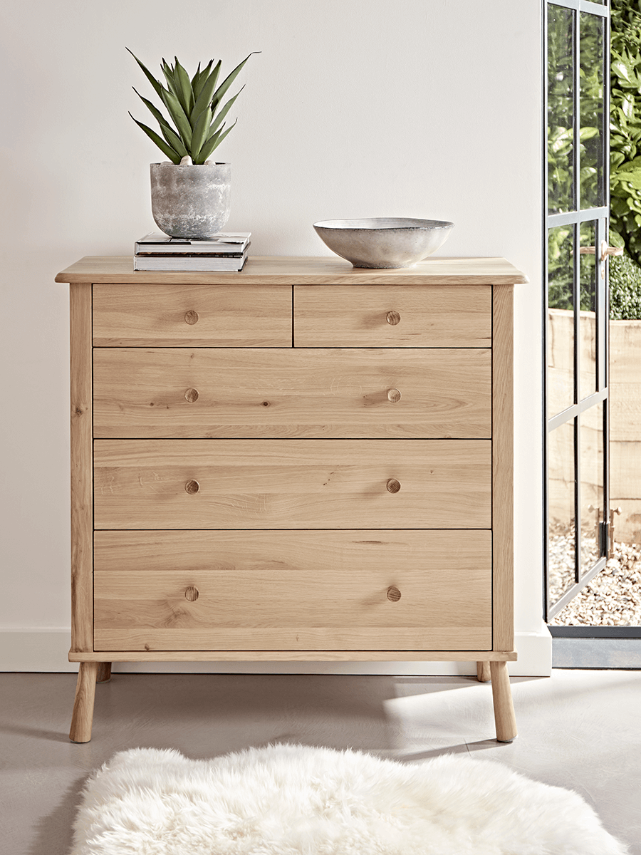 Product photograph of Bergen Oak Chest Of Drawers - Natural from Cox and Cox