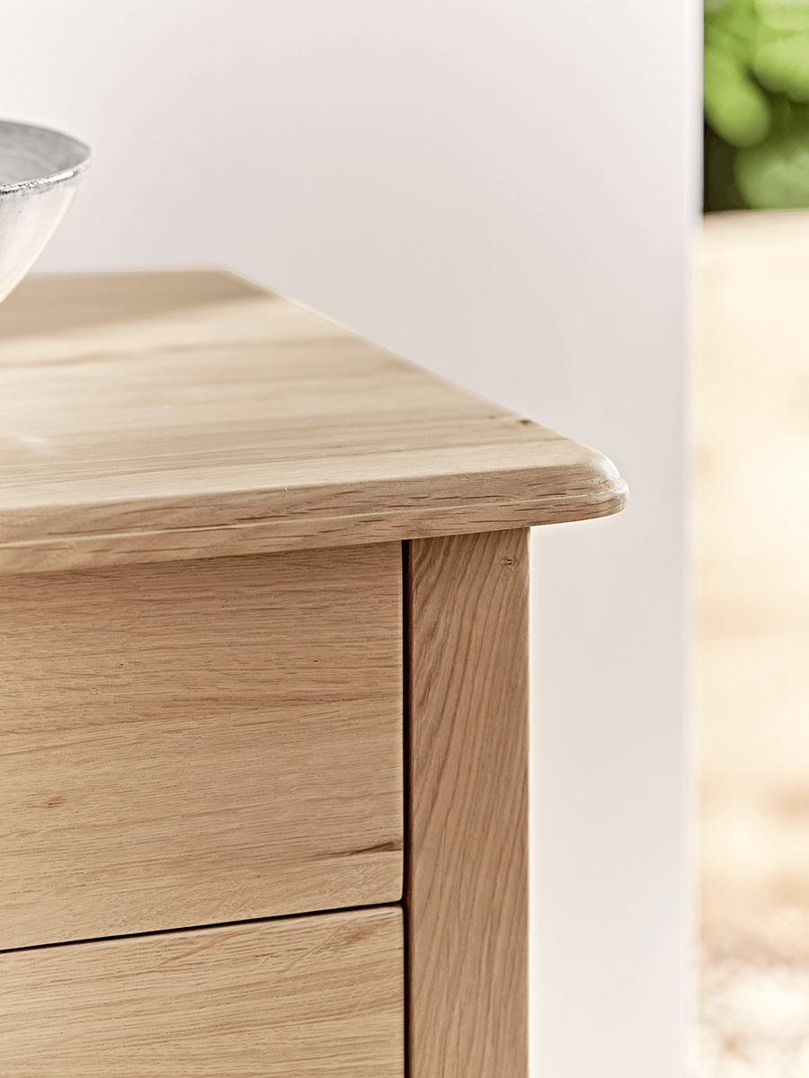 Product photograph of Bergen Oak Chest Of Drawers - Natural from Cox and Cox.