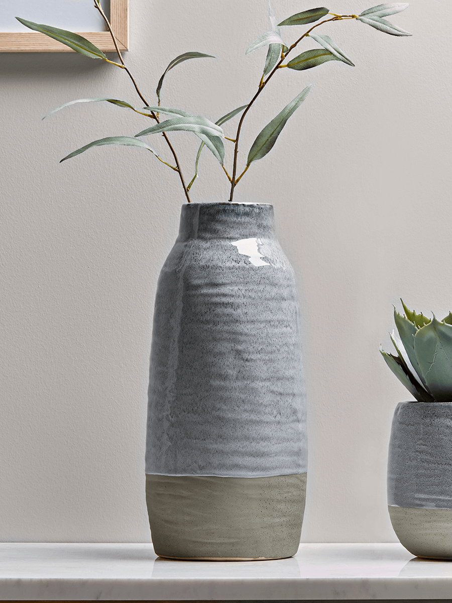 

Dipped Textured Vase - Blue