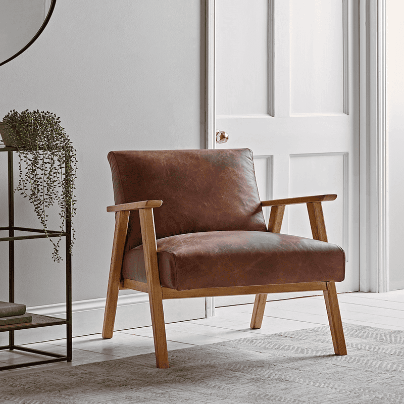 Tan leather lounge clearance chair