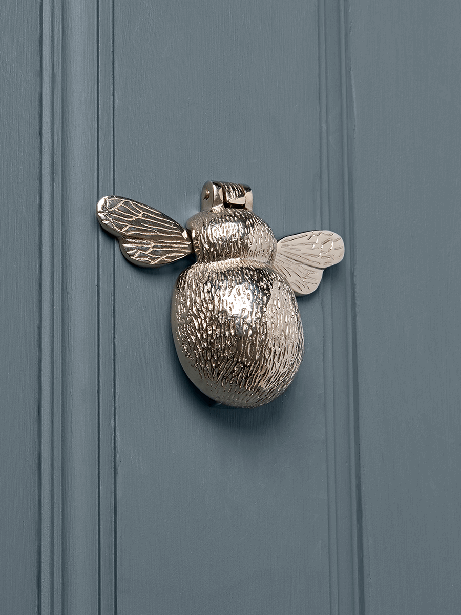 

Bumble Bee Door Knocker – Nickel