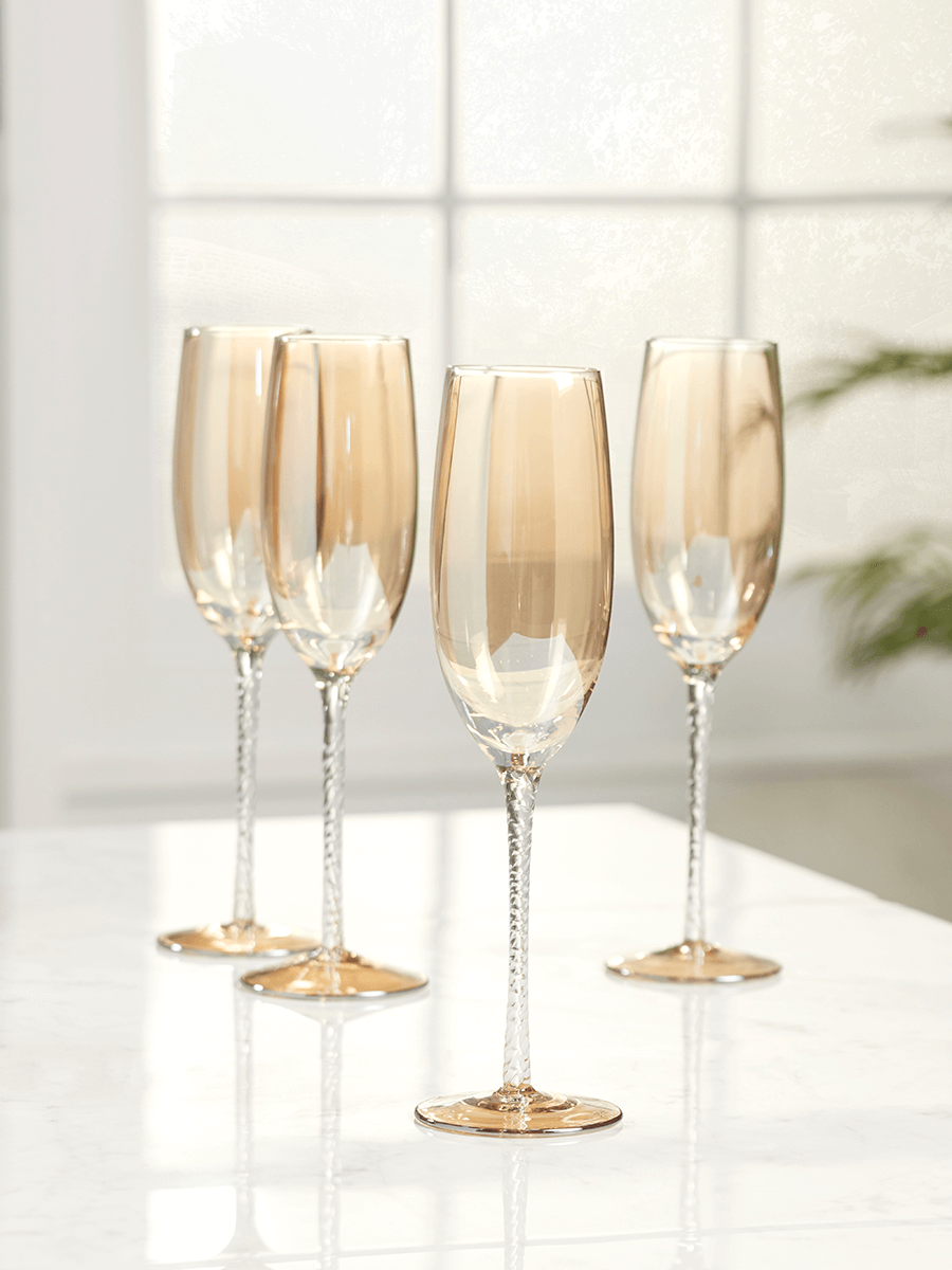 

Four Lustre Champagne Flutes