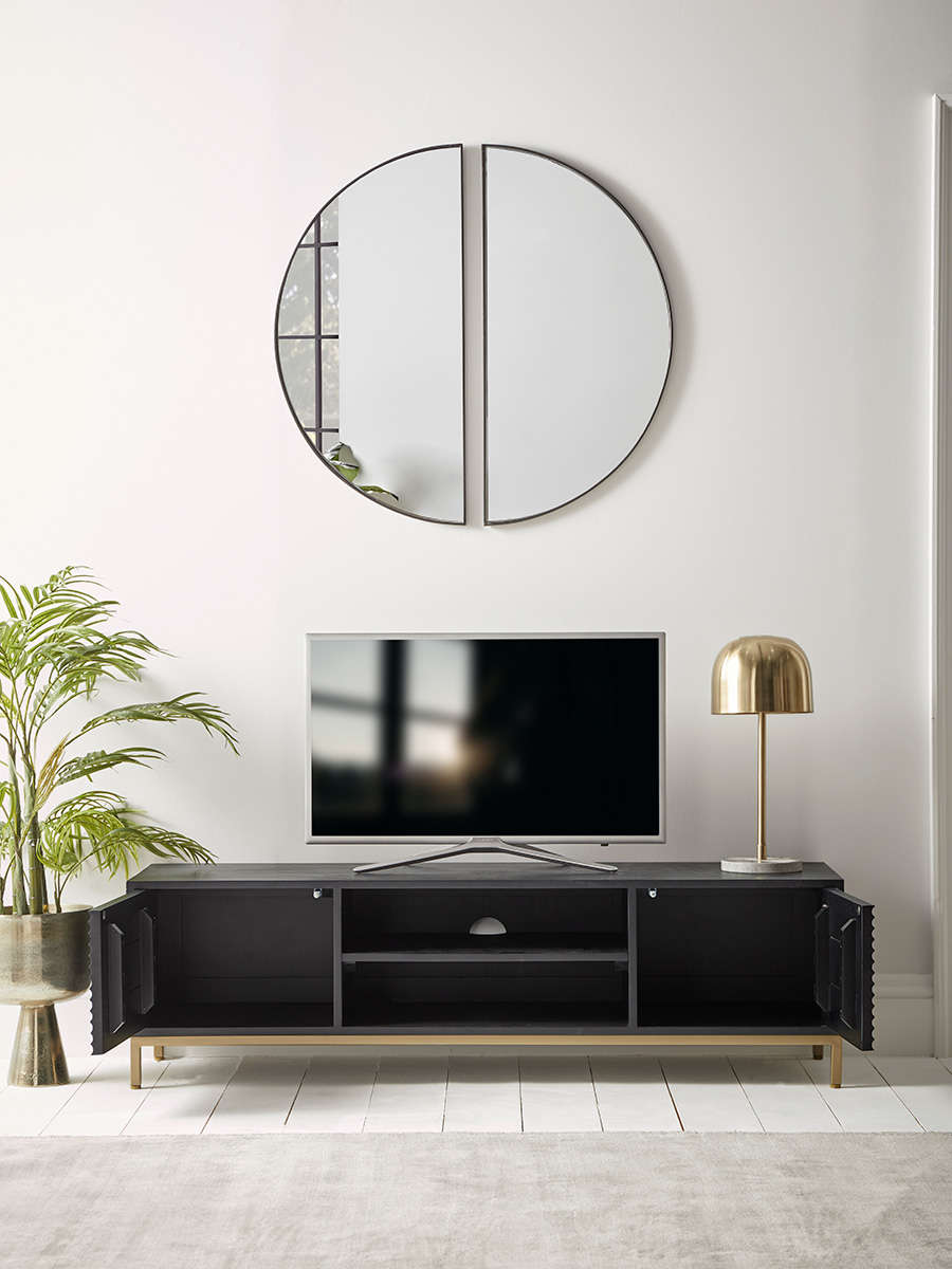 Product photograph of Ridge Media Unit from Cox and Cox.