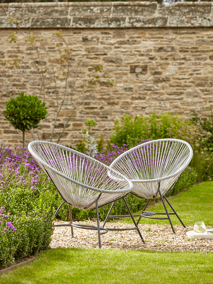 

Indoor Outdoor Grey String Chair