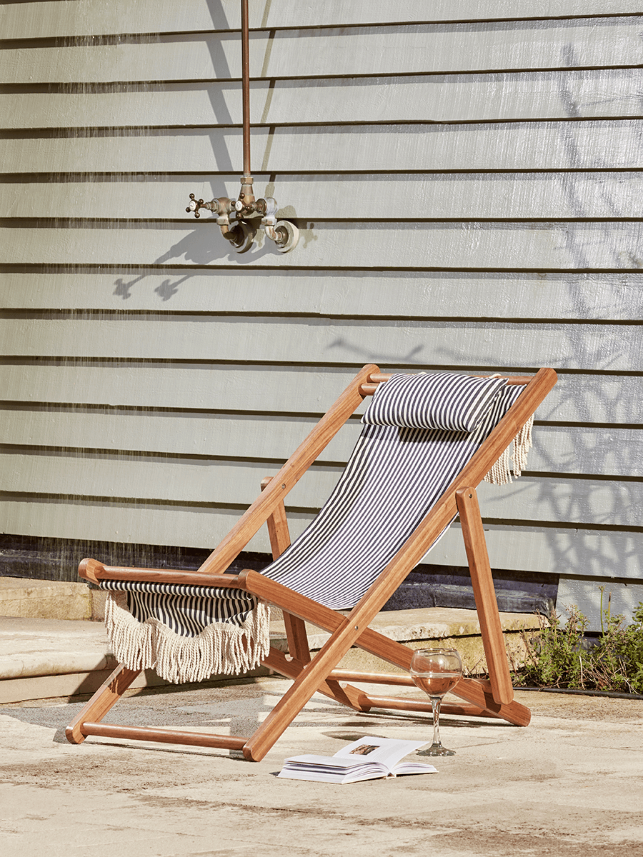 

Fringed Deckchair - Blue Stripe
