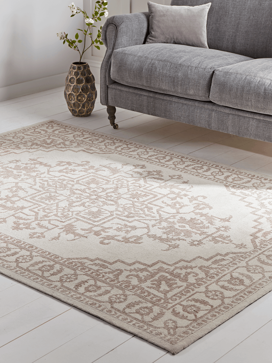 

Ariana Rug