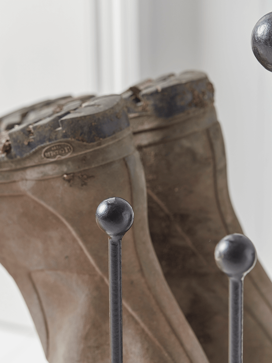 Four Pair Round Boot Rack