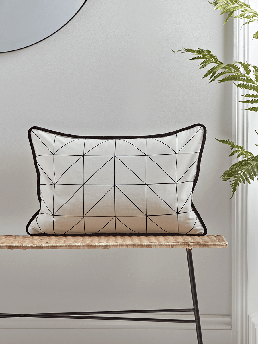 

Monochrome Piped Cushion
