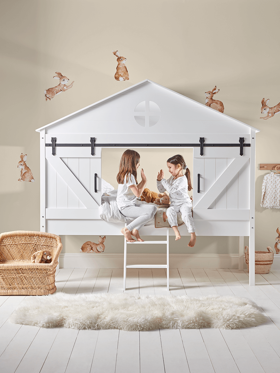 

Barn Bed
