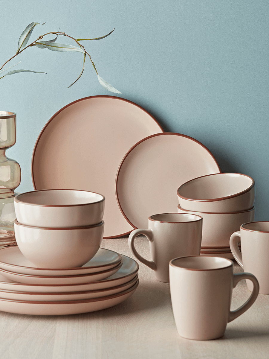 

NEW Four Livia Mugs