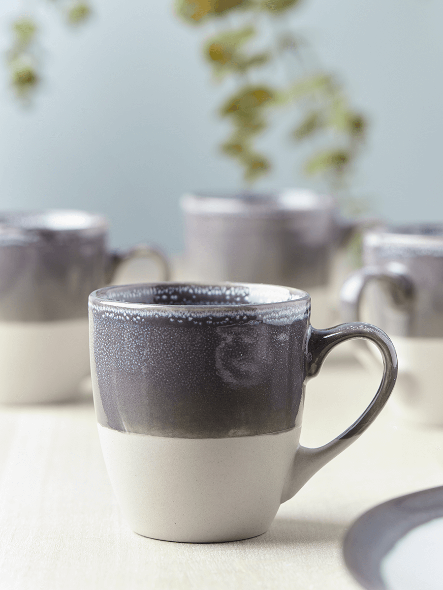 

NEW Four Grey Dipped Glaze Mugs