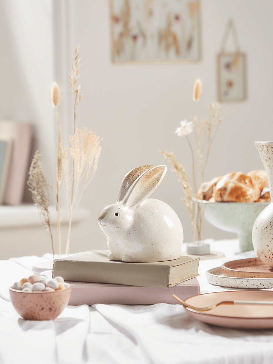 

NEW Round Sitting Rabbit