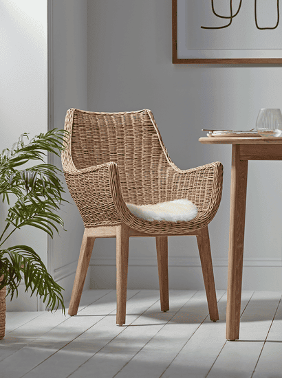 Round Rattan Carver Chair