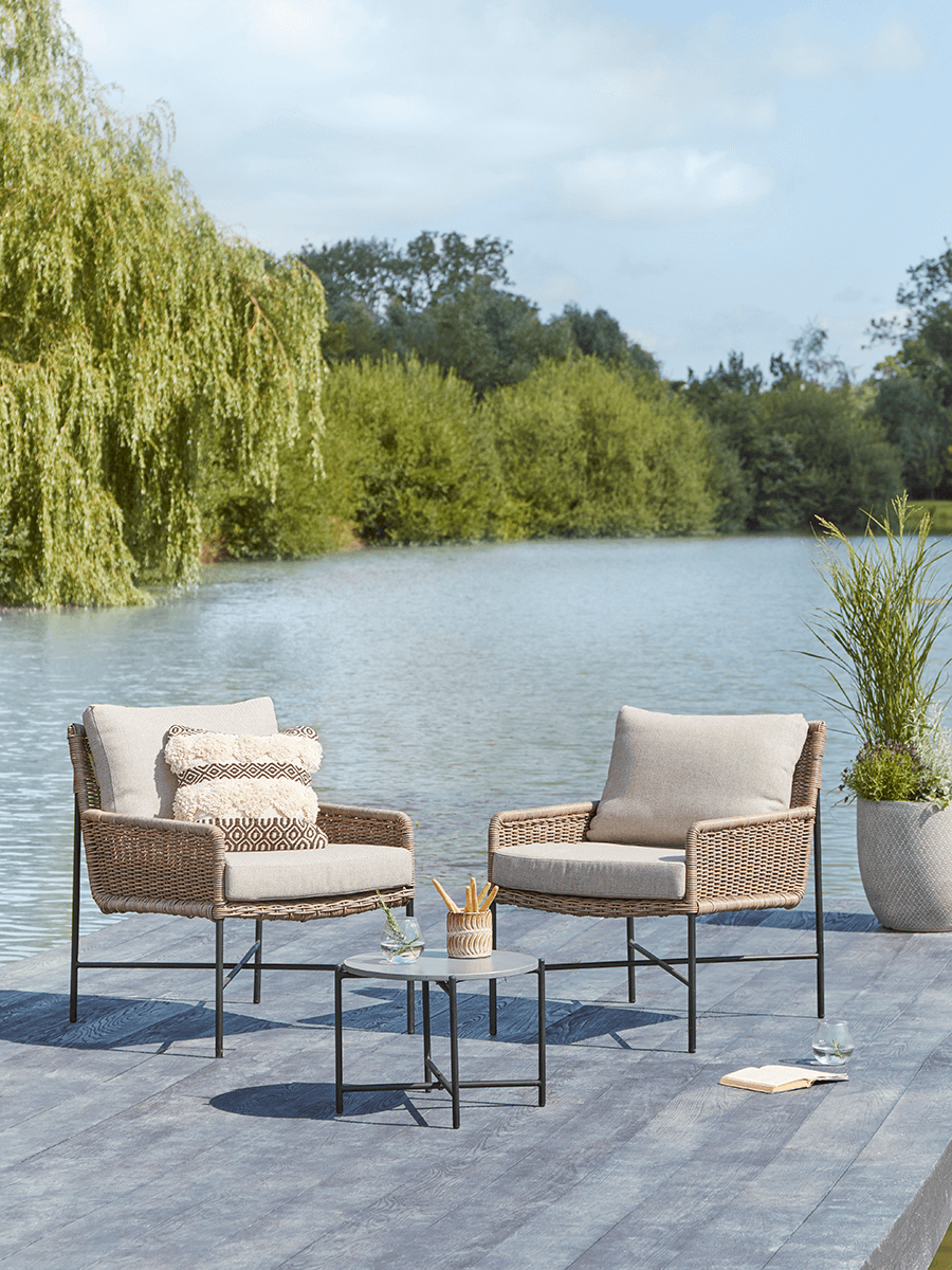 

NEW Modica Bistro Set