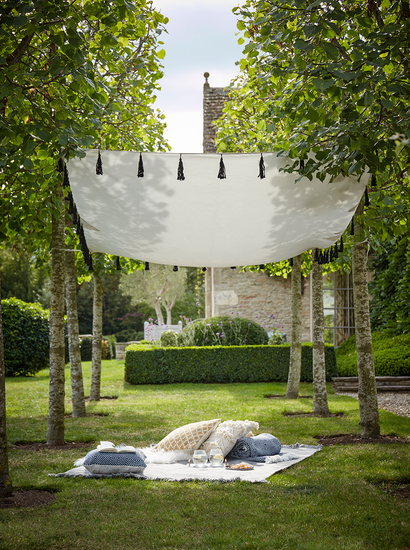 Tasselled Canopy
