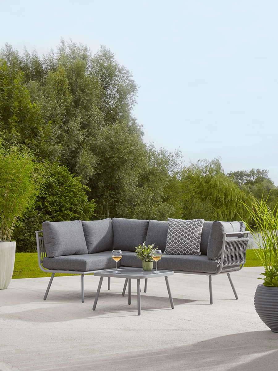 

NEW Delos Corner Set