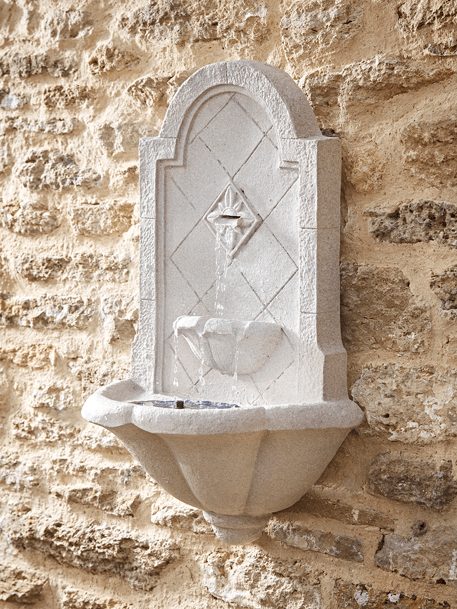 

NEW Scalloped Wall Mounted Solar Water Feature