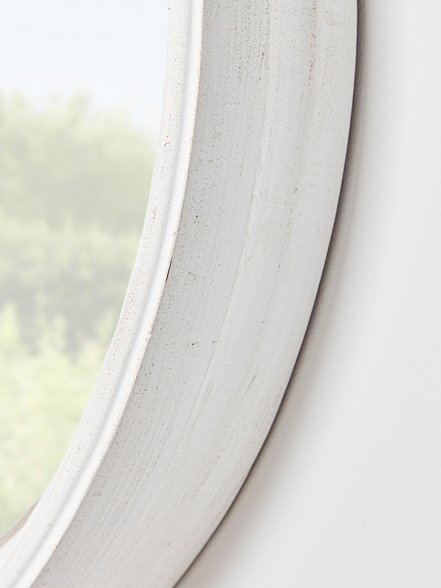 White Ribbed Round Mirror
