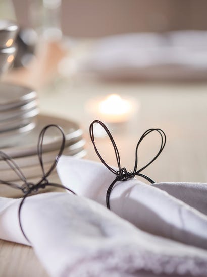 Six Bunny Wire Napkin Rings