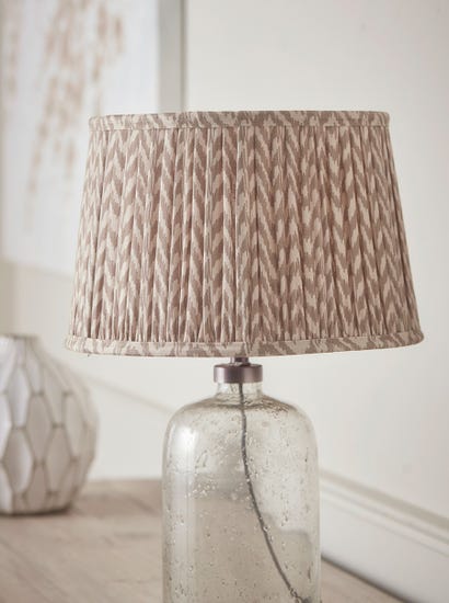 Natural Tapered Chevron Shade