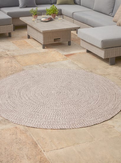 Indoor Outdoor Round Rug - Natural