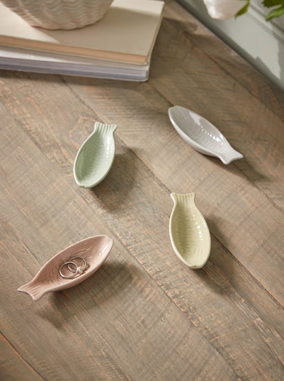 Four Fish Dipping Bowls