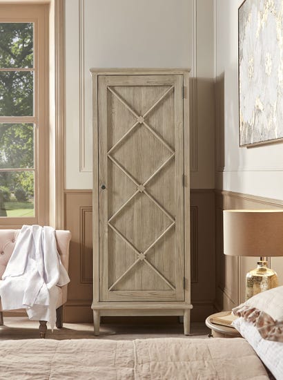 Dione Wardrobe