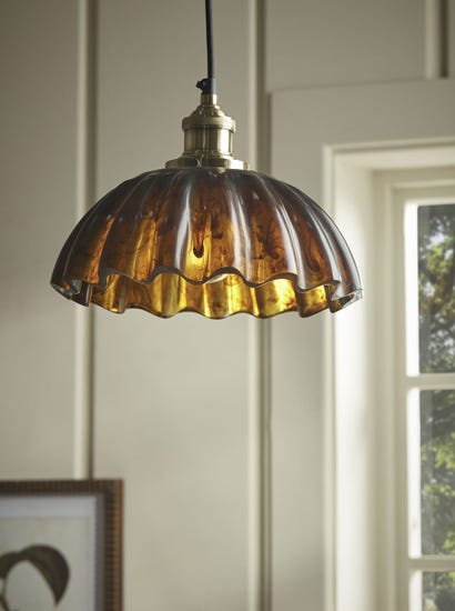 Amber Scalloped Pendant