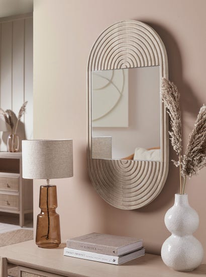 Amelia Mirror