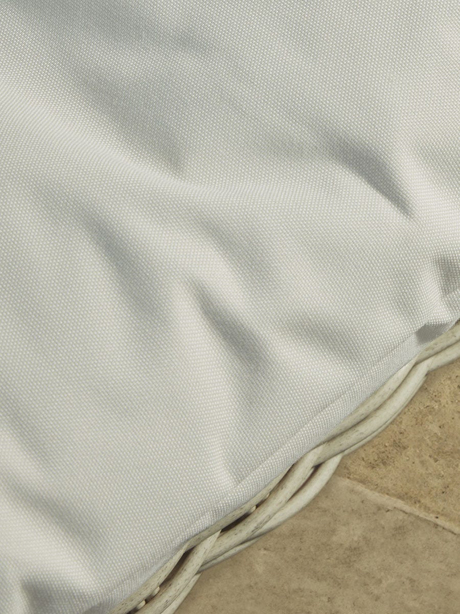 Product photograph of Indoor Outdoor Rufus Petbed from Cox and Cox.