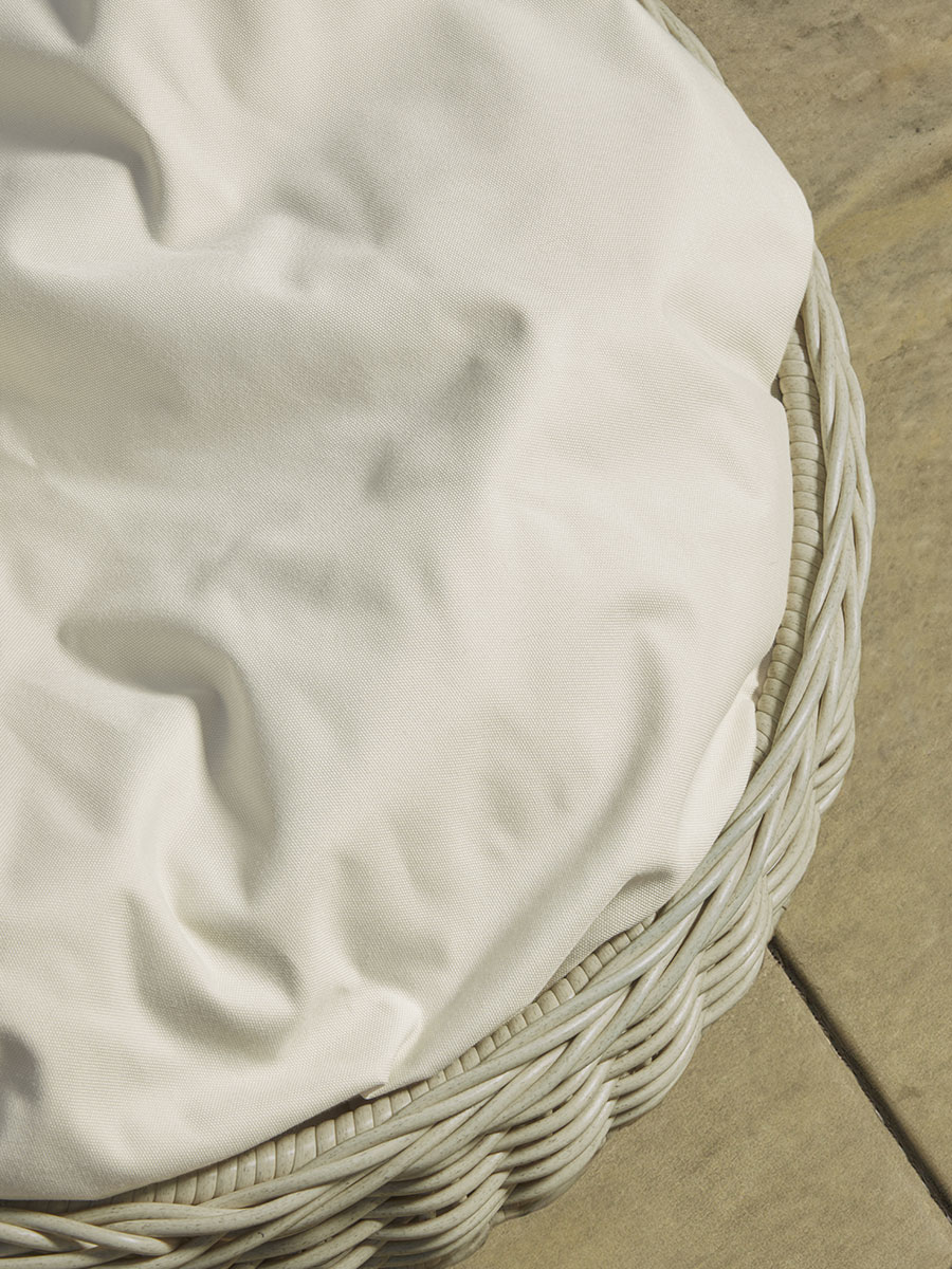 Product photograph of Indoor Outdoor Willow Petbed from Cox and Cox.